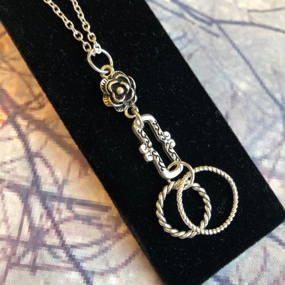 Rose & Rings Silver Tone Necklace - Picture 1 of 3